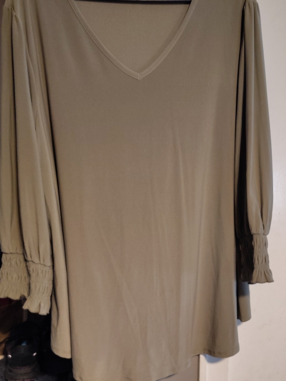 Cato Women's V-Neck Long Sleeve Tunic Top in Olive Size 18/20W
